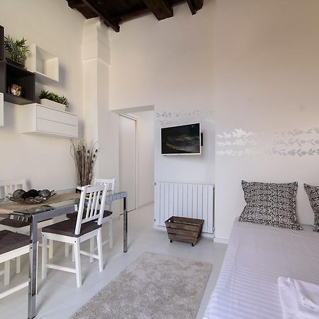 Апартаменты White Terrace Ostilia Рим Экстерьер фото